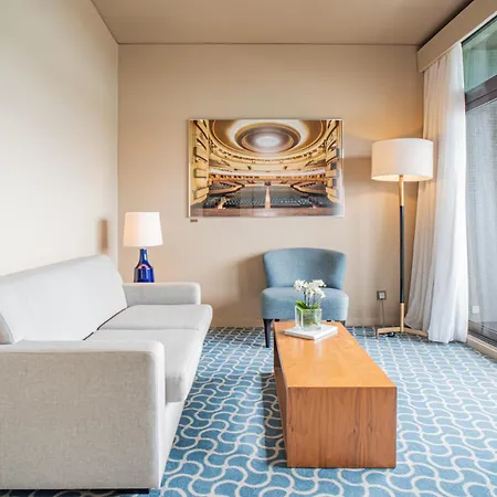 Dom Henrique - Downtown 4*