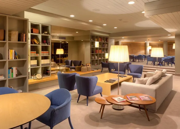 Hotell Dom Henrique - Downtown