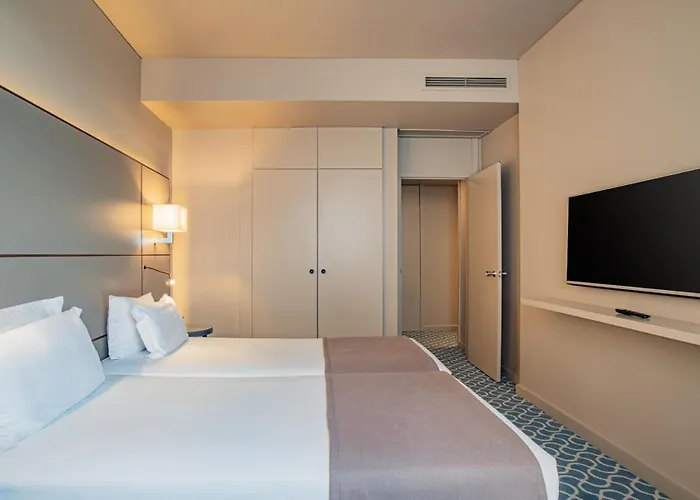 Dom Henrique - Downtown Hotell Oporto