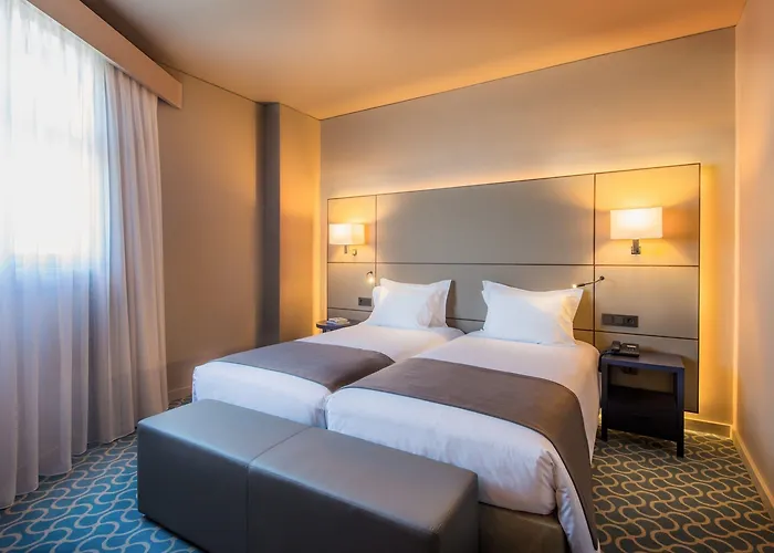 Dom Henrique - Downtown Hotell Oporto