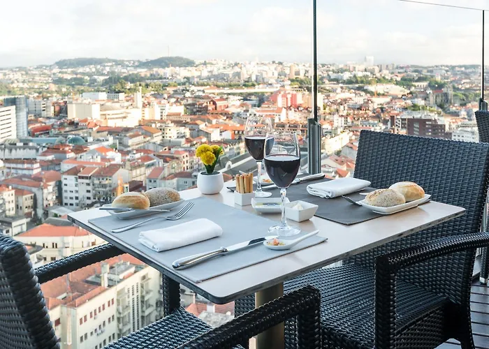 Hotell Dom Henrique - Downtown 4*