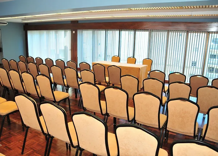 Dom Henrique - Downtown Hotell Oporto