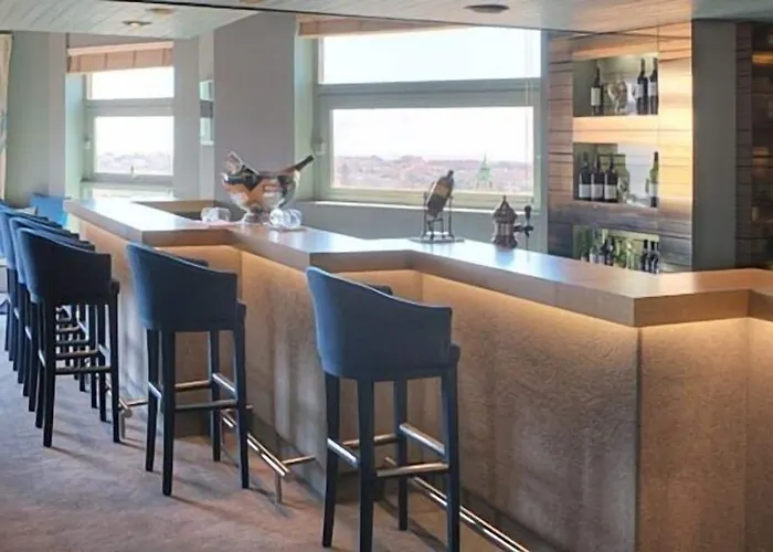 Dom Henrique - Downtown 4*