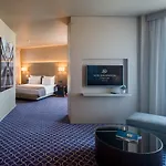 Dom Henrique - Downtown Otel