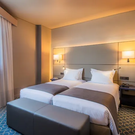 Dom Henrique - Downtown Hotel Porto