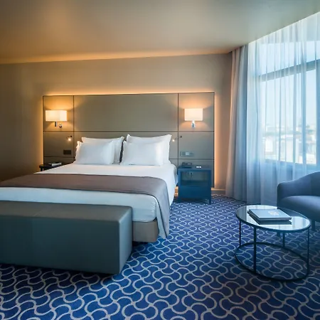 מלון Dom Henrique - Downtown