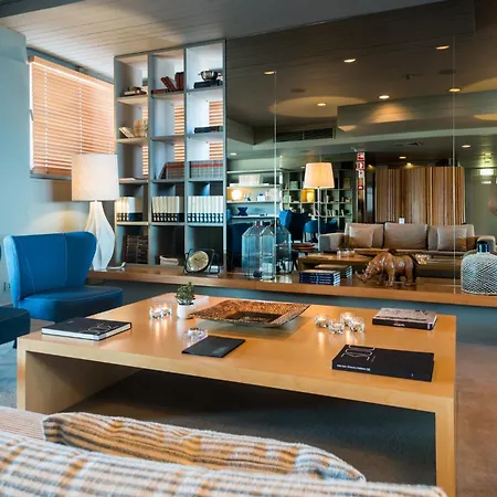 מלון Dom Henrique - Downtown 4*