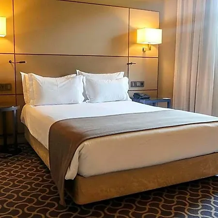 Otel Dom Henrique - Downtown 4*