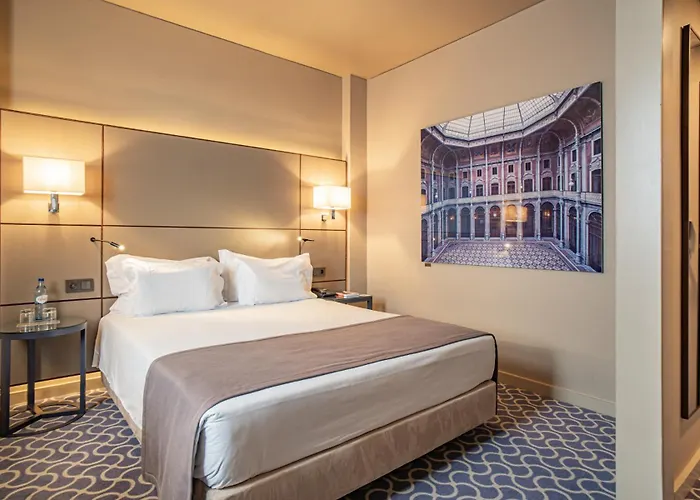 Dom Henrique - Downtown 4*