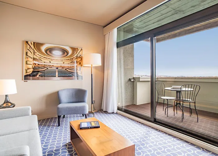 Dom Henrique - Downtown 4*