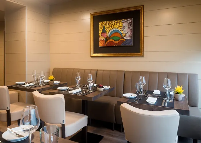 Dom Henrique - Downtown Porto