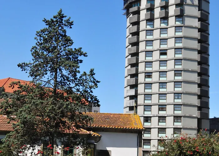 Dom Henrique - Downtown Hotel