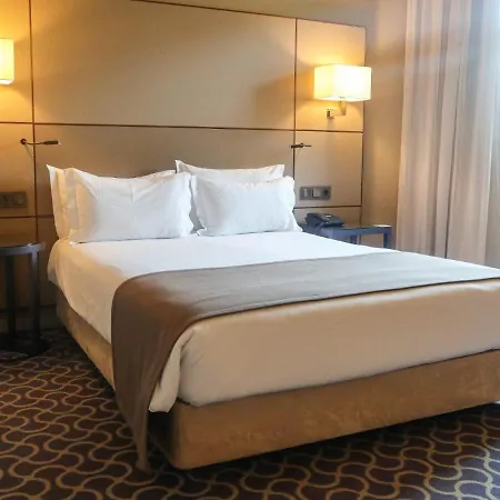 Dom Henrique - Downtown 4*