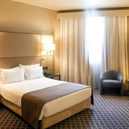 Dom Henrique - Downtown Hotel 4*