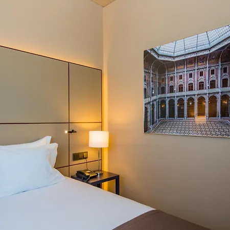 Dom Henrique - Downtown Hotel 4*