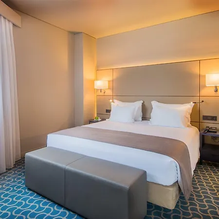Hotel Dom Henrique - Downtown