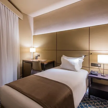 Hotel Dom Henrique - Downtown Porto
