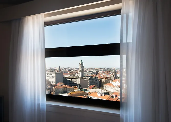 Dom Henrique - Downtown Porto